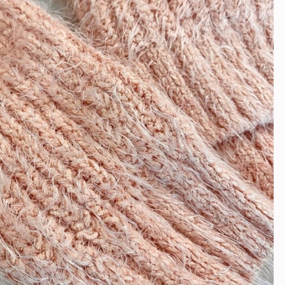 Wild Fable Peach Eyelash Cropped Cardigan Faux Tortoise Buttons Soft XS EUC - Picture 3 of 5